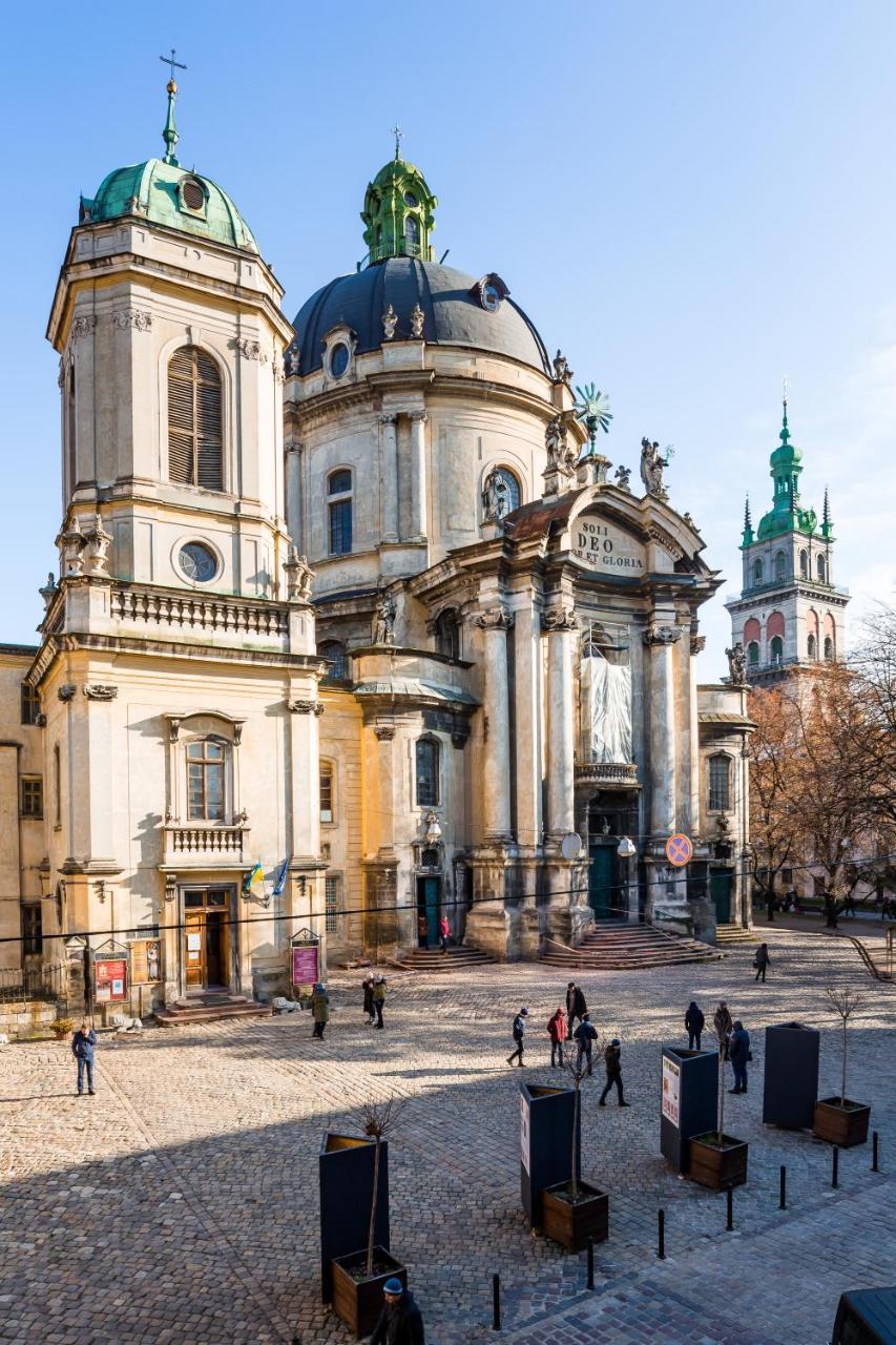 Romari Ставропігійська Leilighet Lviv Eksteriør bilde